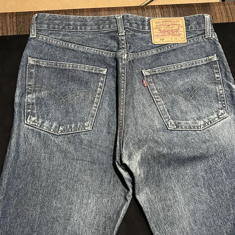 Levi's 501XX USA Made Vintage Jeans 32x32 Dark Wash Whisker Denim Indigo Levis